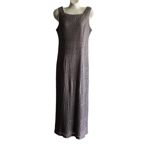 Chic Sleeveless Maxi Dress in Gray - Picture 1 of 6